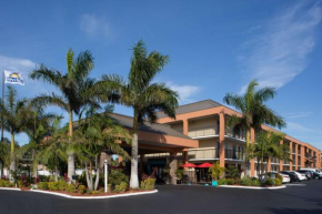 Гостиница Days Inn by Wyndham Sarasota Bay  Сарасота